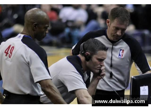 ROR体育官网NBA裁判争议：误判重赛引发球迷热议